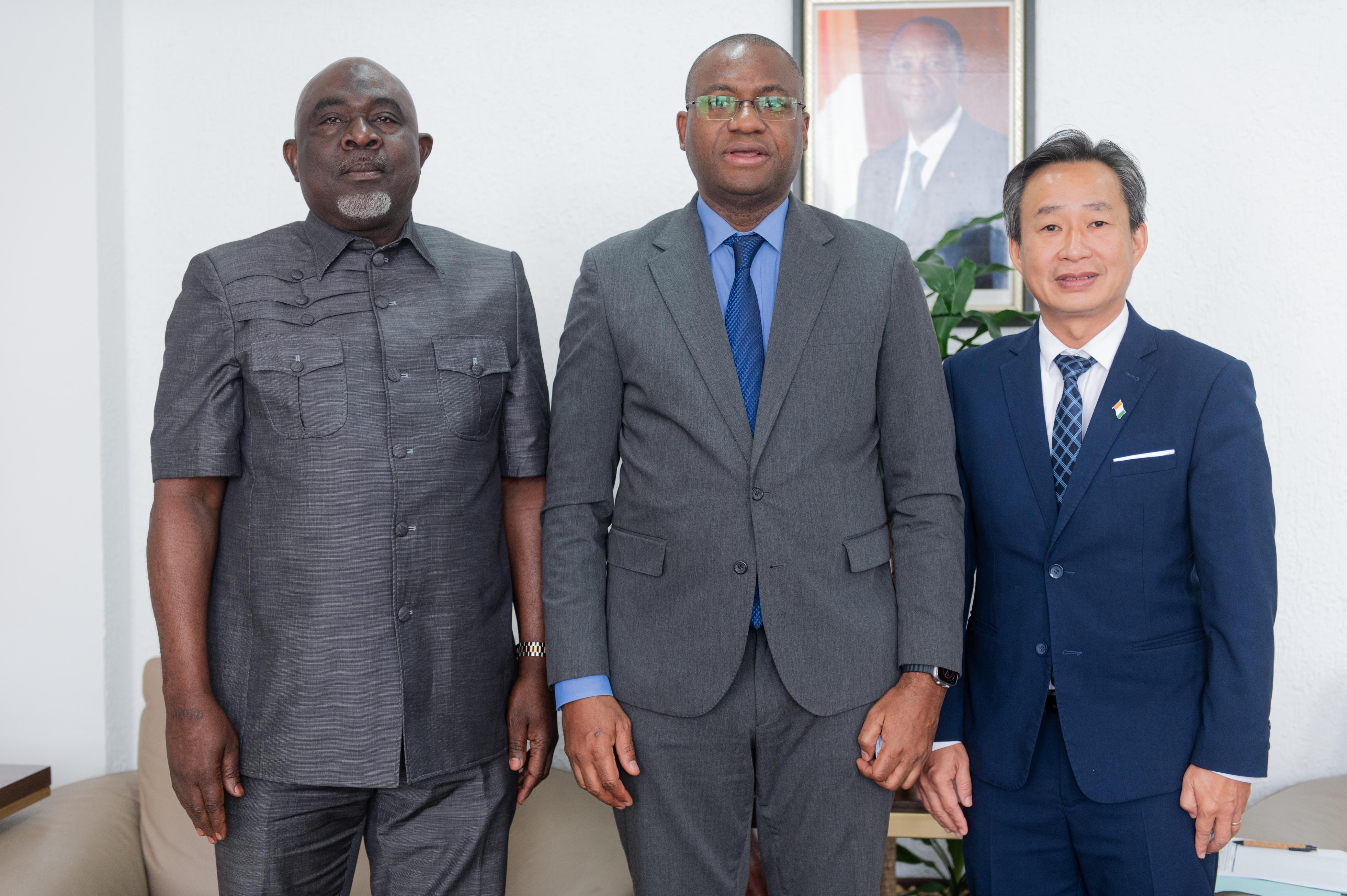 Consul honoraire de Île Maurice en Côte d'Ivoire